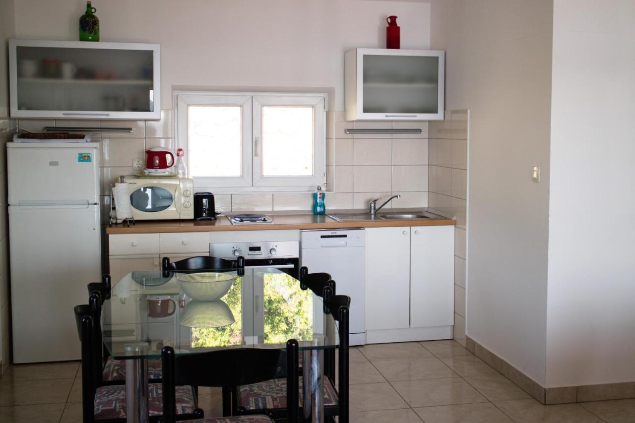 Apartman Klara Lumbarda Exterior foto